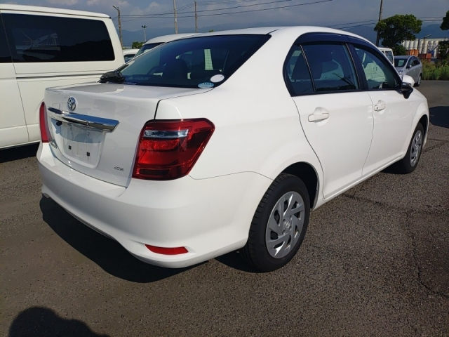 TOYOTA COROLLA AXIO 2018