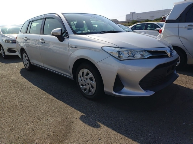 TOYOTA COROLLA FIELDER 2018