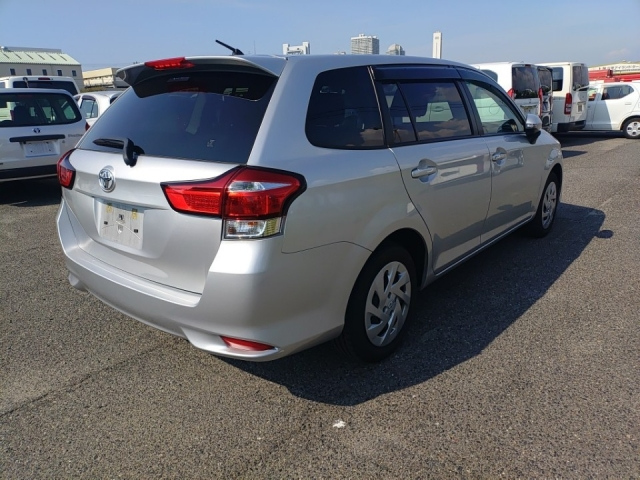 TOYOTA COROLLA FIELDER 2020