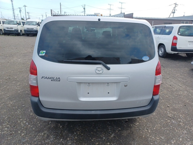 MAZDA FAMILIA VAN 2019
