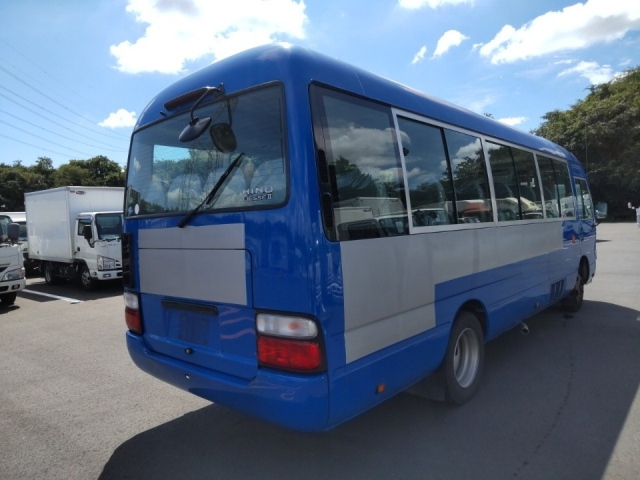 HINO LIESSE 2015
