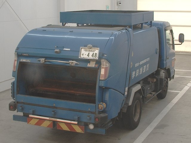 MITSUBISHI CANTER 2020