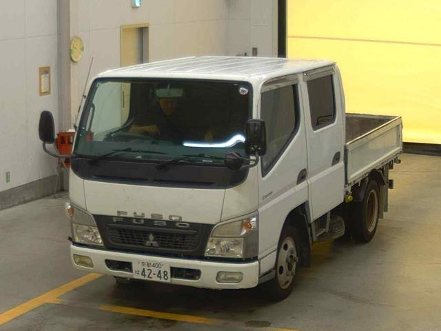 MITSUBISHI CANTER 2010