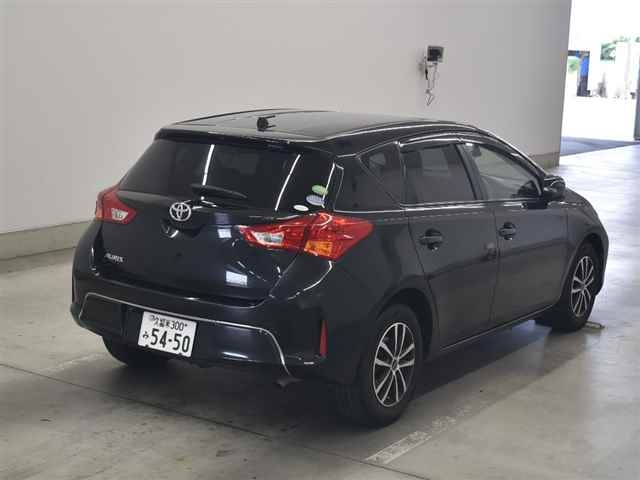 TOYOTA AURIS 2013