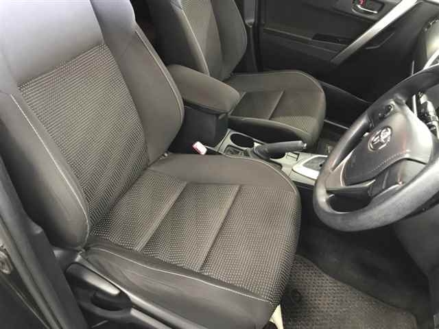 TOYOTA AURIS 2013