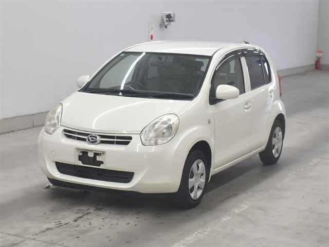 DAIHATSU BOON 2010