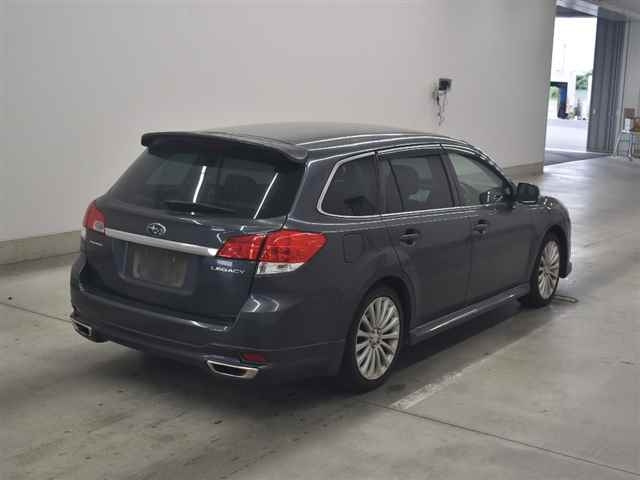 SUBARU LEGACY 2010