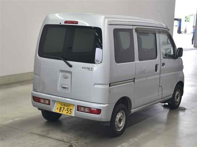 DAIHATSU HIJET VAN 2011