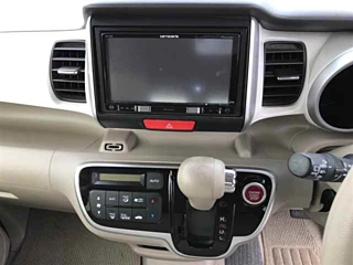 HONDA N BOX 2017