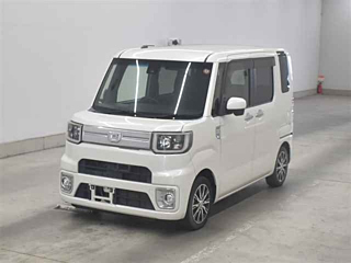 DAIHATSU WAKE 2016