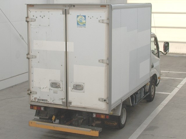 TOYOTA DYNA 2012
