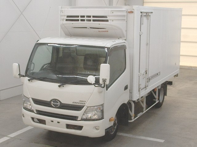 HINO DUTRO 2015