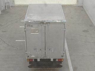 ISUZU ELF 2011