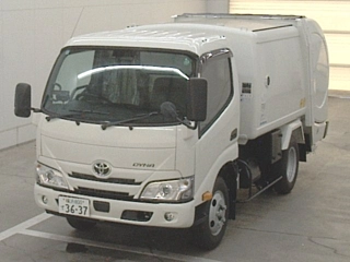 TOYOTA DYNA