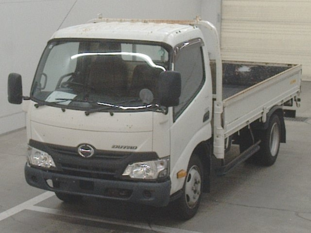 HINO DUTRO 2018