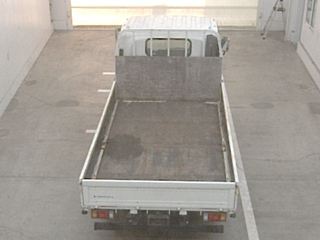 ISUZU ELF 2018