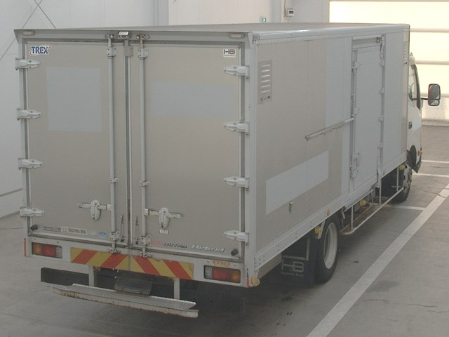 HINO DUTRO 2016
