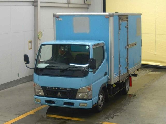 MITSUBISHI CANTER 2009