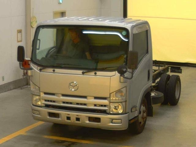 ISUZU ELF 2009