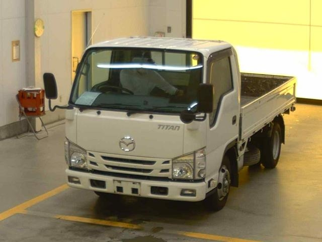MAZDA TITAN 2018