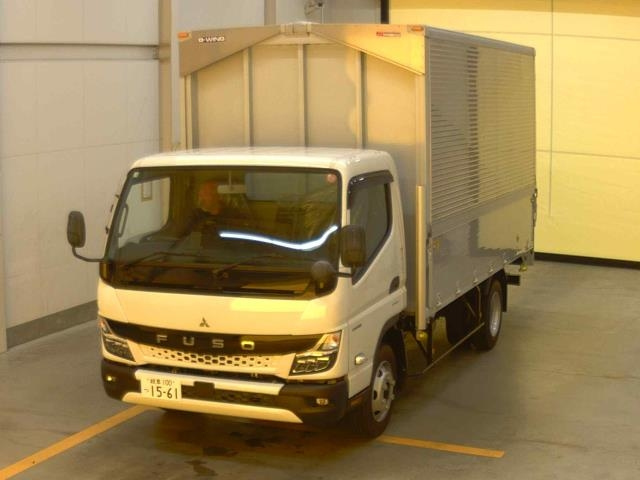 MITSUBISHI CANTER 2023