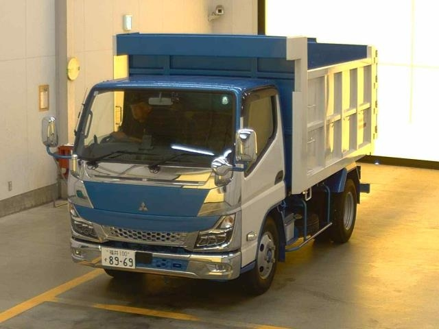 MITSUBISHI CANTER 2022