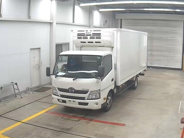 HINO DUTRO 2017