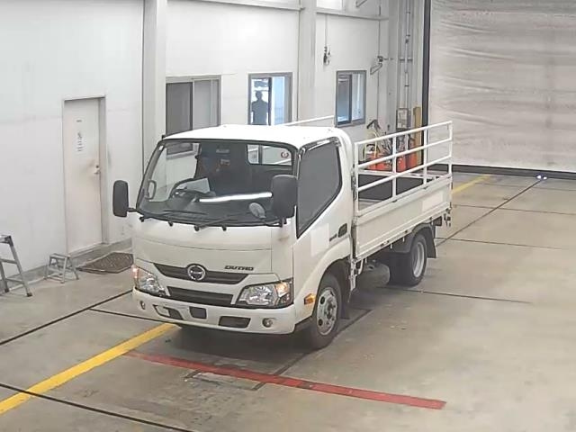 HINO DUTRO 2018