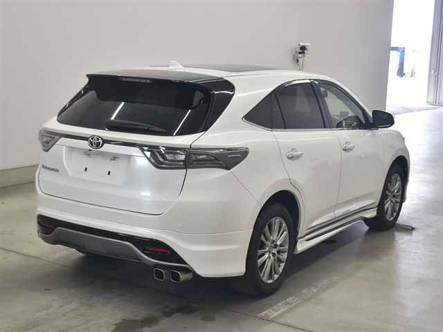 TOYOTA HARRIER 2014