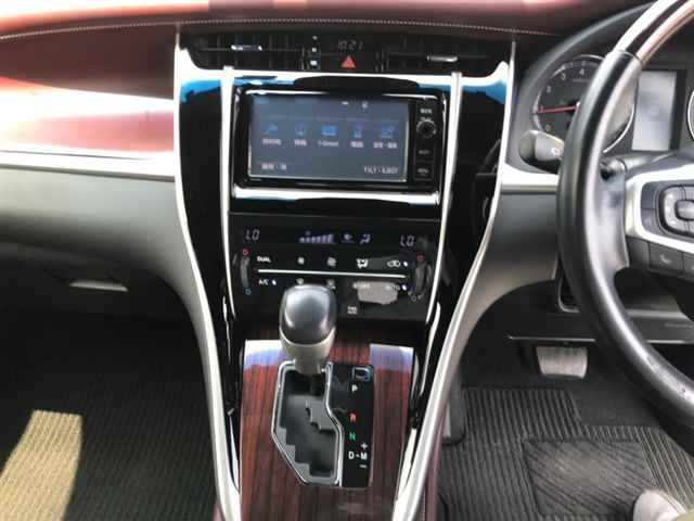 TOYOTA HARRIER 2014