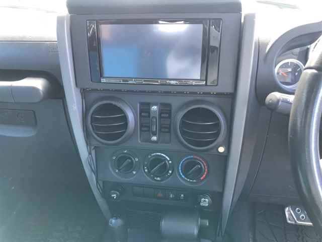 CHRYSLER JEEP WRANGLER 2010