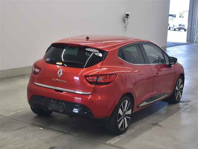 RENAULT LUTECIA 2016