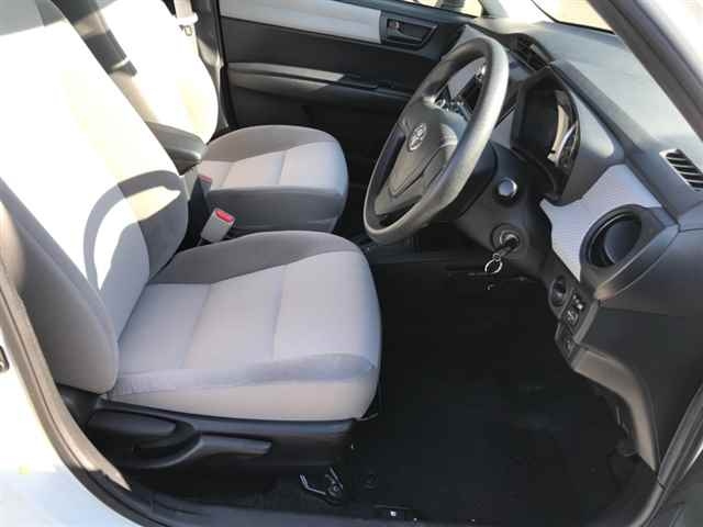 TOYOTA COROLLA AXIO 2015