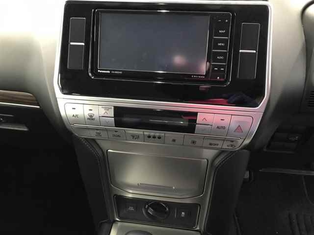 TOYOTA LAND CRUISER PRADO 2023