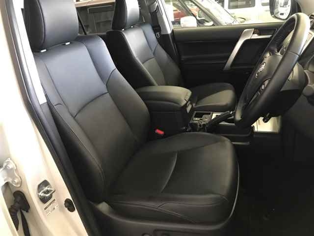 TOYOTA LAND CRUISER PRADO 2023