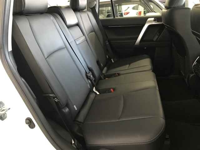 TOYOTA LAND CRUISER PRADO 2023