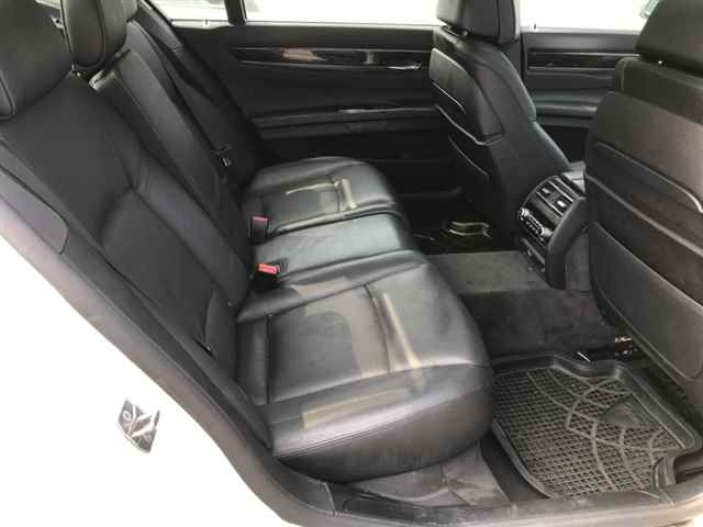 BMW 7 SERIES 2013