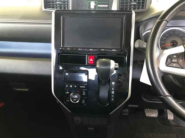 TOYOTA ROOMY 2017