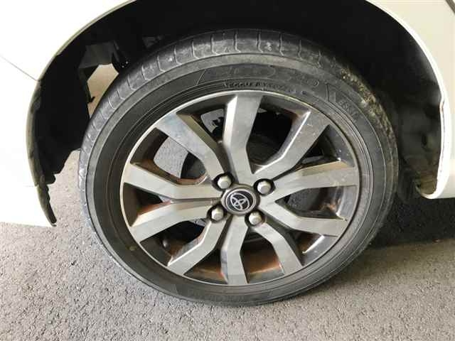 TOYOTA ROOMY 2017