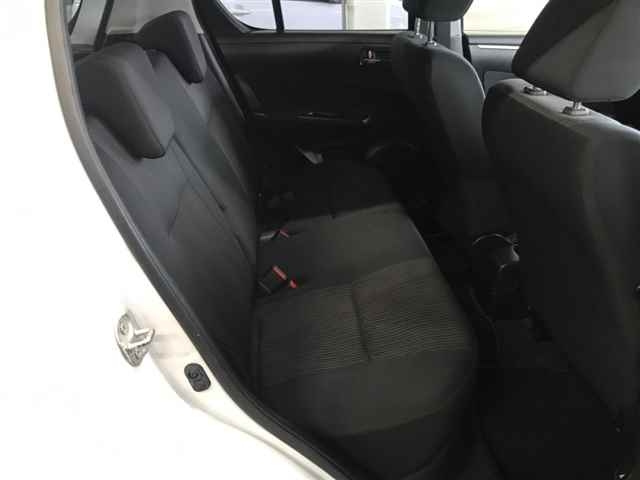 SUZUKI SWIFT 2011