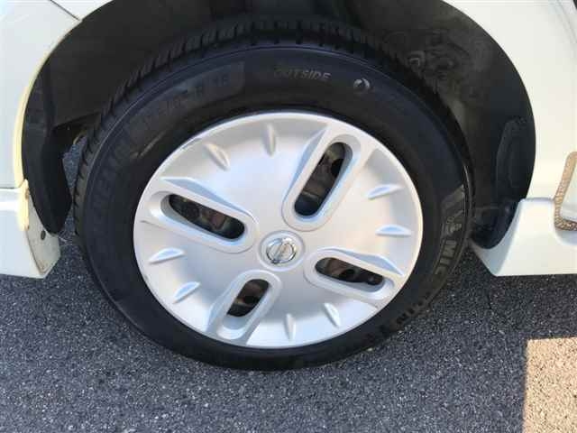 NISSAN CUBE 2012