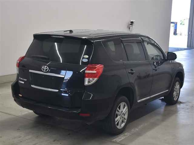 TOYOTA VANGUARD 2011
