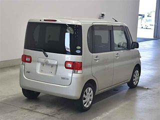 DAIHATSU TANTO 2012