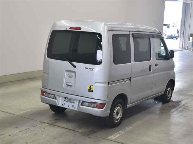 DAIHATSU HIJET VAN 2021