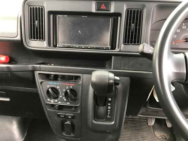 DAIHATSU HIJET VAN 2021