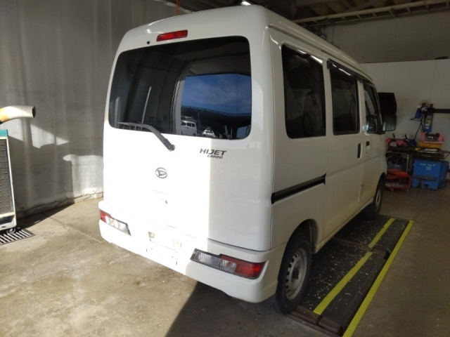 DAIHATSU HIJET VAN 2019