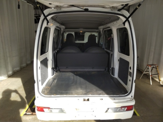 DAIHATSU HIJET VAN 2019
