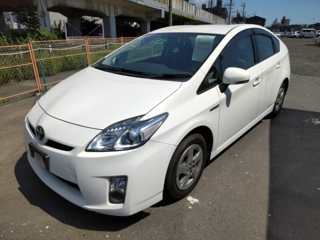 TOYOTA PRIUS 2010
