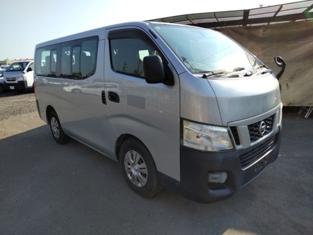 NISSAN CARAVAN 2015