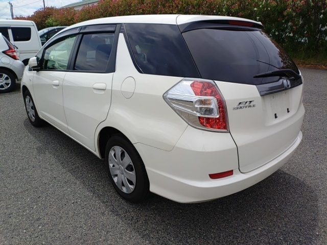 HONDA FIT SHUTTLE 2014